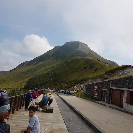 La Belle Auvergne Condat (Cantal) Exterior foto